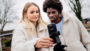 Isabella er første dansker til at nå vanvittig milepæl på Youtube - men hun savn...