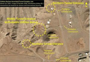 Satelitski snimci otkrivaju: Iran gradi zaštitu oko nuklearnog postrojenja zbog mogućeg napada SAD