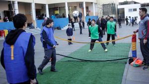 Chile discute dónde poner los recursos educativos, pero no qué experiencias financia