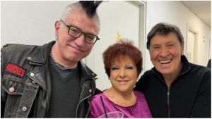 Orietta Berti: sapete cosa fanno nella vita il marito Osvaldo e i figli Omar e Otis? Tutto sulla sua splendida famiglia