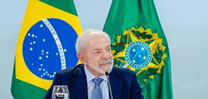 Lula mantém dianteira no Datafolha apesar da pressão da direita
