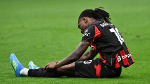 Milan-Udinese 0-3. Il Diavolo crolla a San Siro: Champions in pericolo. Fischi a Leao