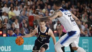 Al Alimerka Oviedo Baloncesto hay que matarlo cien veces: el equipo asturiano cae por 65-73 ante Fuenlabrada y acaba su racha
