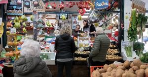 La España pluriempleada ha vuelto con Sánchez