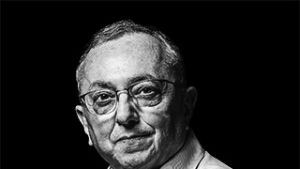 Sánchez protegeix la legislatura amb l’escut internacional