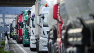 L’altro stretto da riaprire oltre Hormuz: lo spreco elettrico. Idee