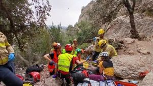 Muere uno de los escaladores heridos en Montserrat al caerles piedras encima