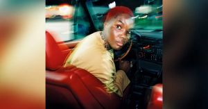 Arlo Parks explora a vida noturna de Nova York em novo disco