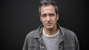 Mikael Rothstein har meldt sig ind i Det Jødiske Samfund igen. Han er stadig rationalist, omend lidt mildere