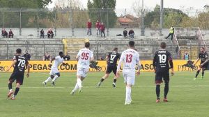 Un pugno e il Livorno va giù, l’Arezzo si è “frugato” e si vede: la lezione è servita