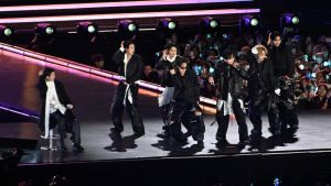 Spettacolo K-Pop contestato, caos tra i fischi al Civico: “Biglietti rimborsati”