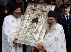 Από το Περιβόλι της Παναγιάς στο Μεσολόγγι – Το «Άξιον Εστί» φέρνει ευλογία