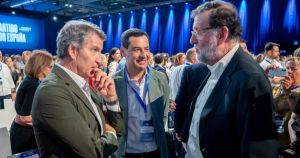 Moreno Bonilla excluye de su campaña a Aznar y Rajoy por el 'no a la guerra' y la Kitchen