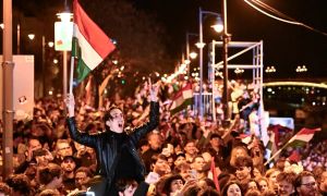 Slavje po padcu Orbana: »Končno smo dokazali, da pripadamo Evropi«