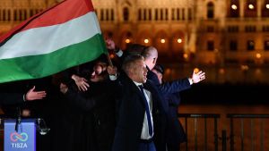 Péter Magyar, l’insider pentito che ha sconfitto il granitico Orban. “Eravamo Davide contro Golia”