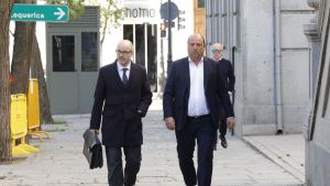 Un empresario alertó a Ábalos por correo de que el dueño de Villafuel alardeaba de conseguir la licencia a cambio de pagarle un chalet