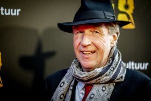 Frank Boeijen voelde zich gevangen, maar is nu vrij. Zijn nieuwe album is ‘bijna een gezongen testament’