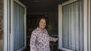 La historia de El Rancho, en Oviedo, a través de los ojos de Raquel García, pionera en el barrio: 