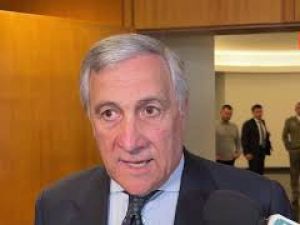 Tajani in Libano: Qui per facilitare il dialogo con Israele, Italia portatrice di pace