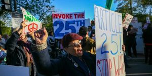 Madman Trump Must Be Removed