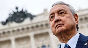 Forza Italia, Barelli accende la miccia: “I partiti si guidano da dentro”