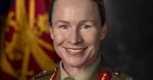 Australia: La primera mujer jefa del Ejército buscará combatir abusos contra sus compañeras