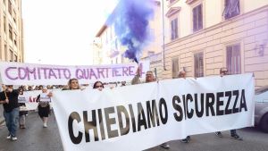 L’urlo di San Jacopino: “Ciclabile di viale Redi regno dello spaccio e del consumo di droga”