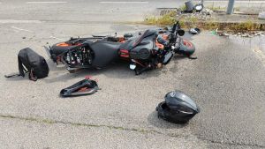 Schianto a Cadelbosco, 25enne muore dopo tre giorni