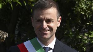 Appalti e tangenti a Sorrento, l'ex sindaco: «Presi 215mila euro»