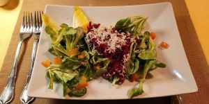 Selbst Poesie kommt in der Traube Rudolfingen nicht zu kurz