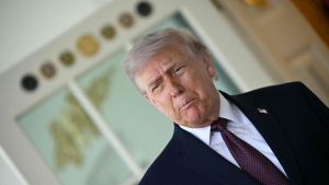 Trump asegura que Irán le ha llamado esta mañana: 