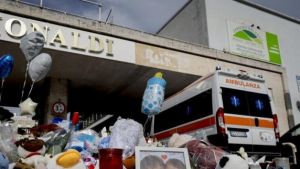 Domenico, spunta un video sull'arrivo al Monaldi del cuore guastato dal ghiaccio secco