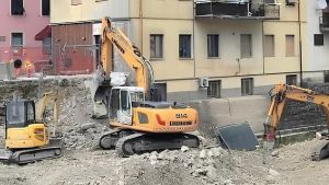 Geometra morto dopo l’incidente in cantiere. Risarcimento di oltre un milione ai familiari