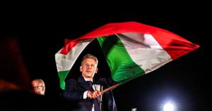 Isobel Hadley-Kamptz: Orbán var ytterhögerms förebild – nu är han besegrad