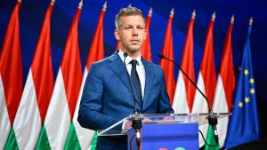 Magyar va da Tusk, il progetto in comune per il centro europeo che unisce Budapest e Varsavia