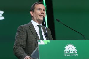 Πολιτική με εξώδικα καταργεί την ελευθεροτυπία!