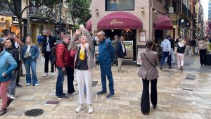 Menos democracia, más guerra