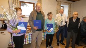 Drei Gold-Ehrungen und ein Ständchen