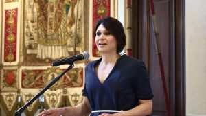 Remigration, odg rinviato a giovedì, spazio al ricordo di Monguzzi. Intanto la Lega attacca il sindaco /