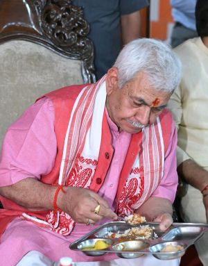 LG attended upgradation ceremony of ‘Apna Bhojanalaya’