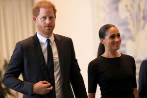 Meghan Markle, Prince Harry Begin Australia Tour With Visit To Royal Children's Hospital