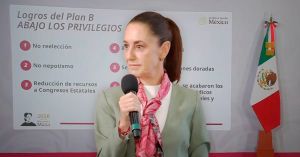 Intelectual del sheinbaumismo busca aceptación de la comentocracia anti-Sheinbaum