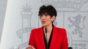 El Gobierno habilita 450 oficinas para tramitar la regularización de más de 500.000 migrantes antes del 30 de junio