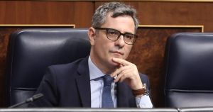 Bolaños utiliza a Fernando VII para advertir a Peinado: 