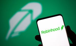 Robinhood Stock Surges 10% as Q1 2026 Earnings Approach and Crypto Momentum Builds