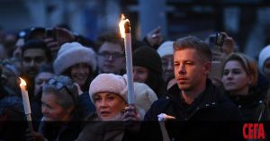 Мадяр стана лидер, докато нашите останаха просто политици