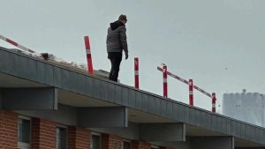 14-årig var i fare, da han ar­bej­de­de for lo­kalt tøm­rer­fir­ma: - Det er ikke sådan...