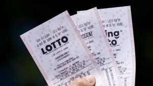 Er det dig? Hel­dig Lot­to­spil­ler vandt otte mil­li­o­ner kro­ner og har endnu ikke ta...