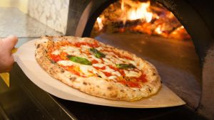 Campionato Mondiale della Pizza: a Parma 1000 competizioni in 3 giorni (c’è anche la prova freestyle)