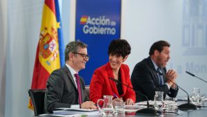 Los juristas Saiz y Puente contra Peinado